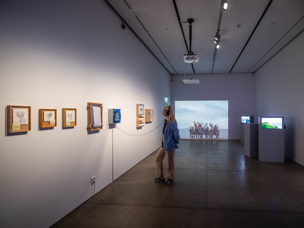 Installation view The World Is Gone, I Must Carry You, Bonniers Konsthall, 2020. Photo: Jean-Baptiste Béranger