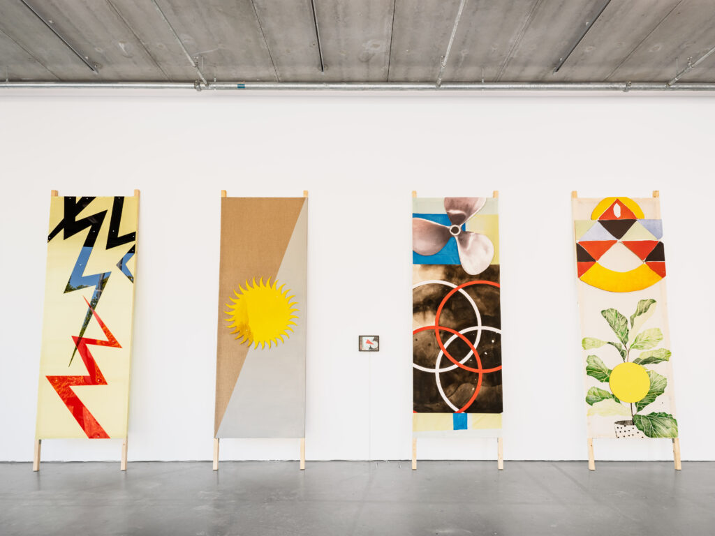 Christoffer Paues, Skiss till sex antifascistiska flaggor, 2026. Foto: Bonniers Konsthall (Jean-Baptiste Béranger)
