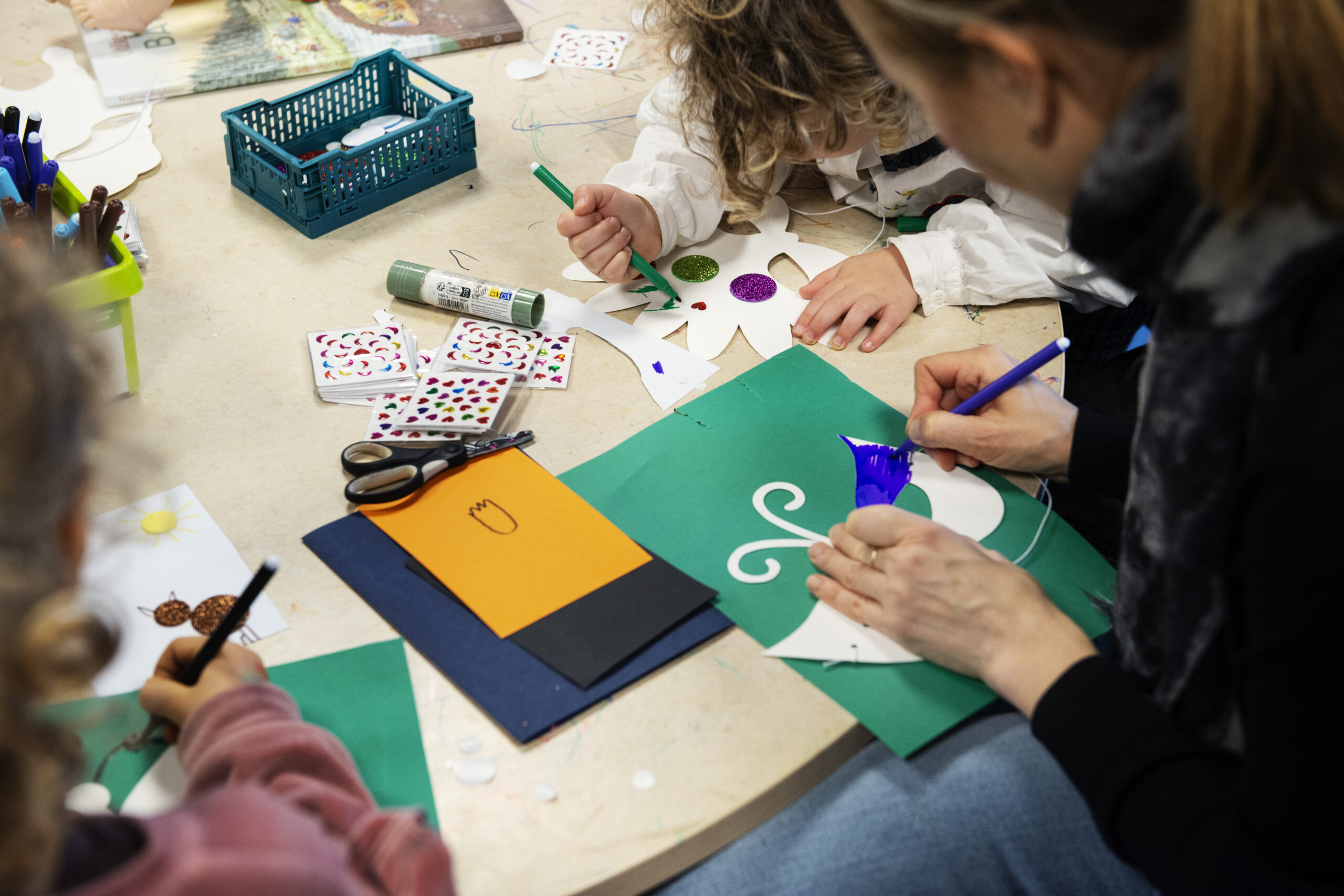 Skola konst skapa pyssla barn unga